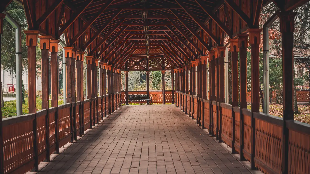 The covered colonnades in Buziaș.