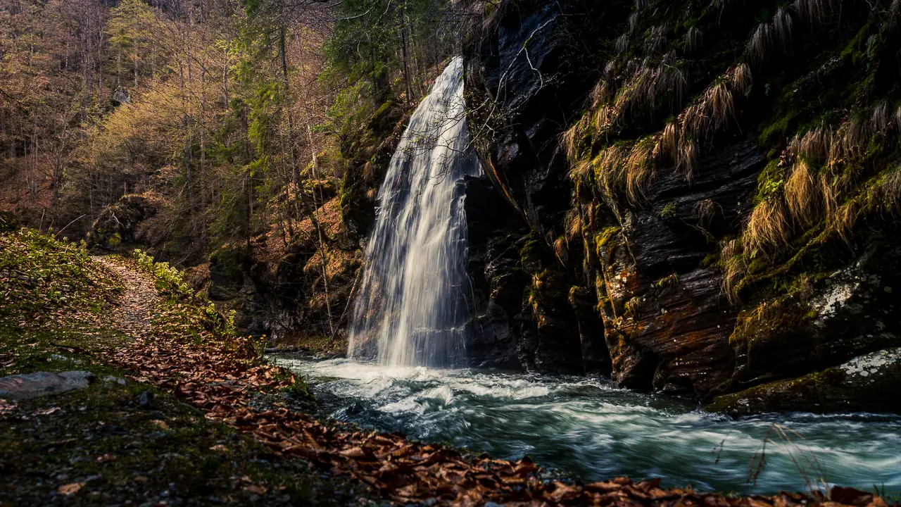 Dusul Padurarului waterfall in the Jiet Gorge.