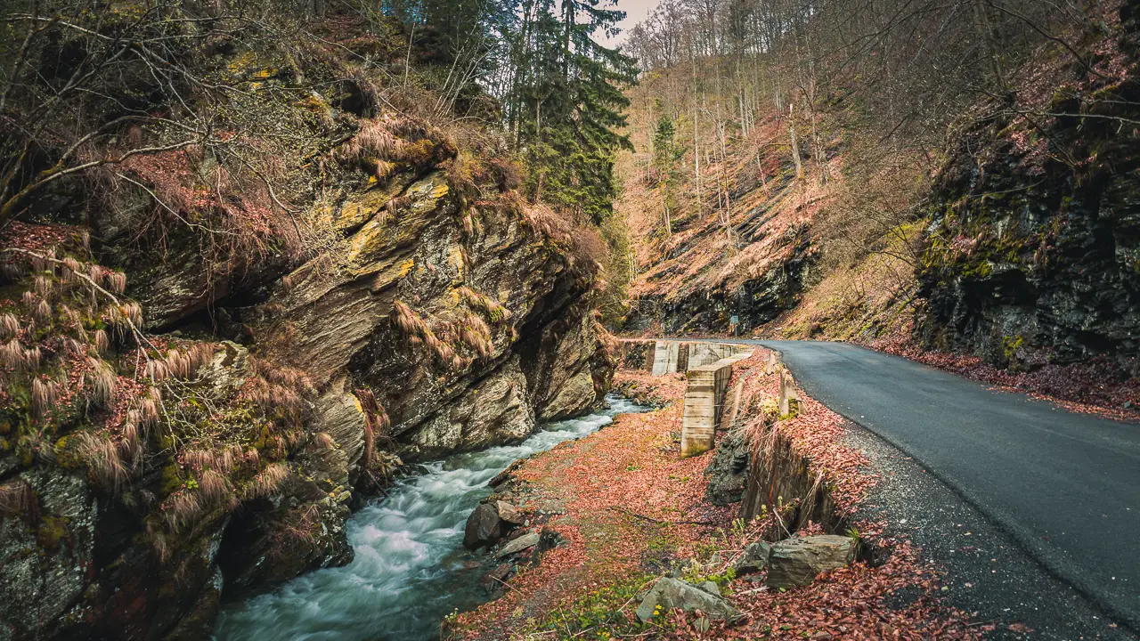 Jiet river next to the main road