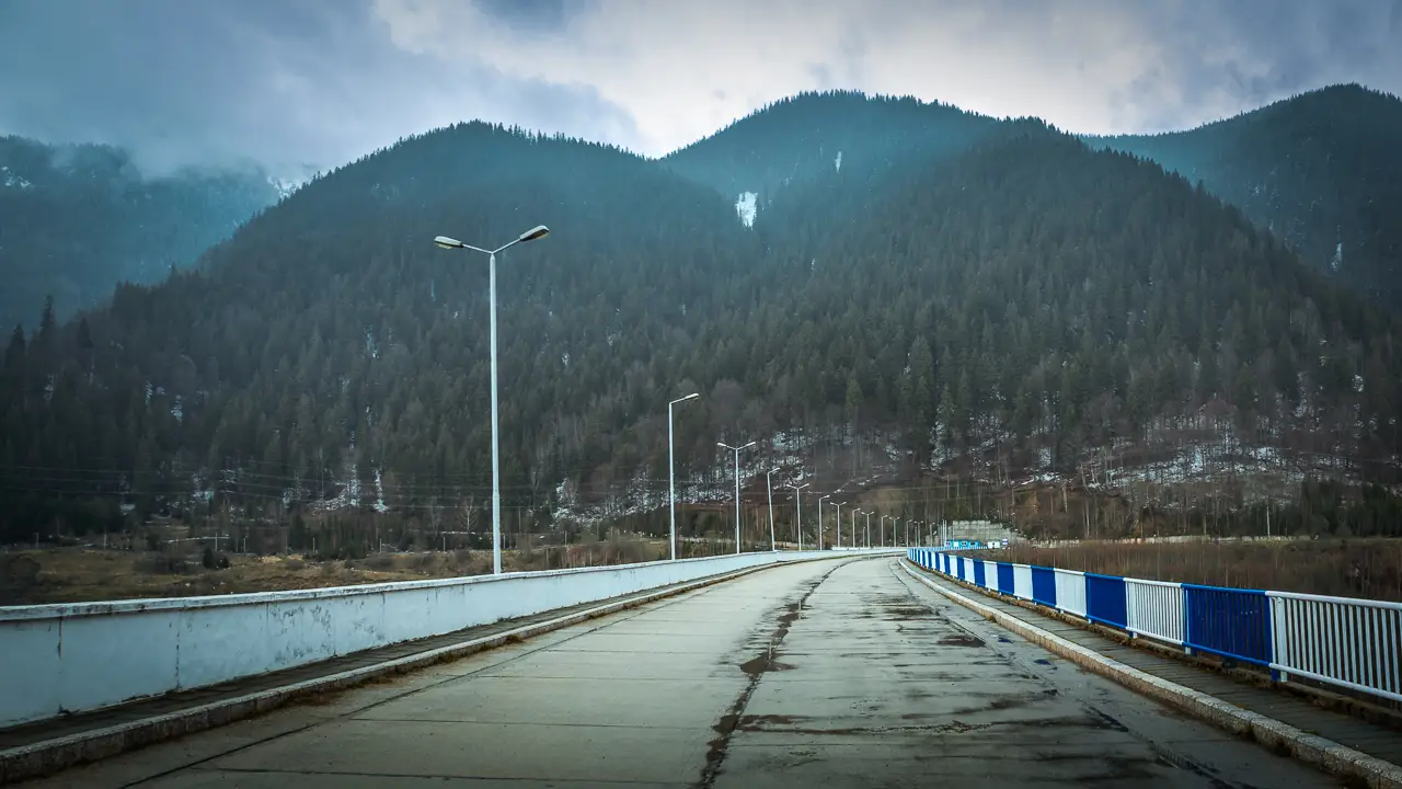 View from the Gura Apelor Dam