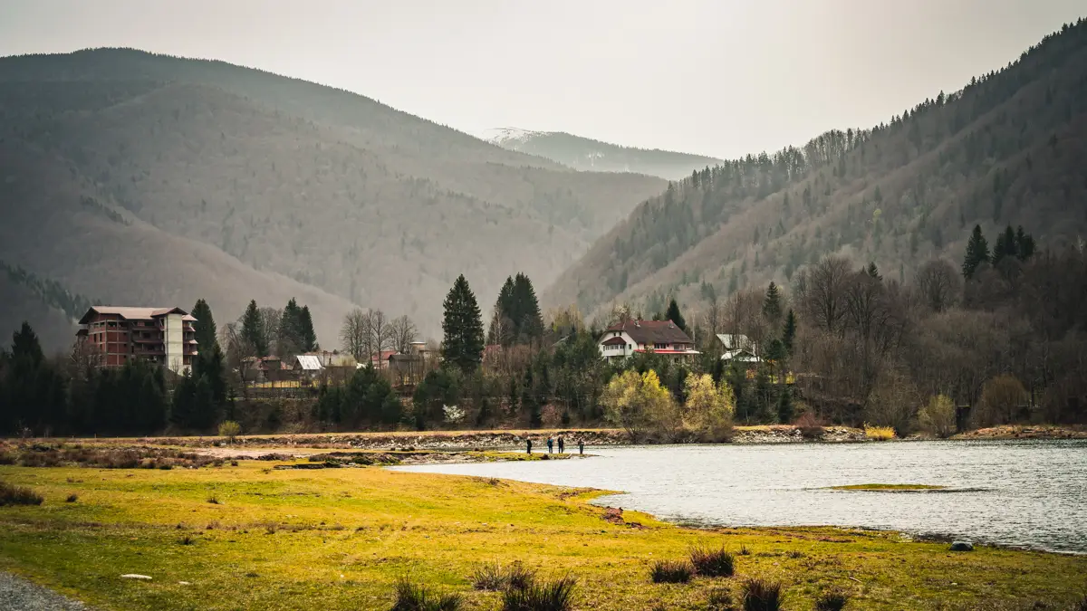 The village with the Tarcu Mountains in the background.