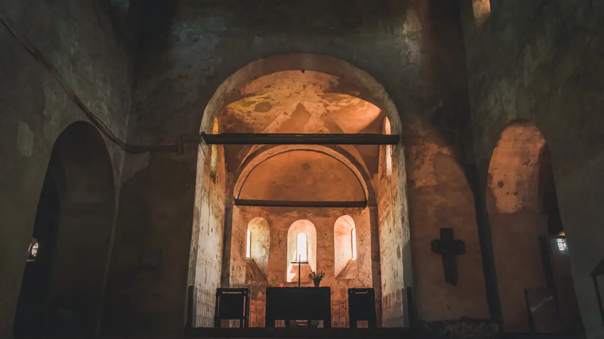 Interior of the Cisnadioara fortified church.