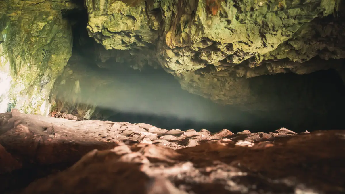 romanesti cave interior.